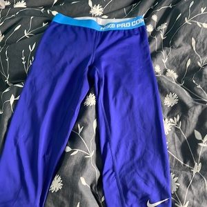 Nike pro combat capris